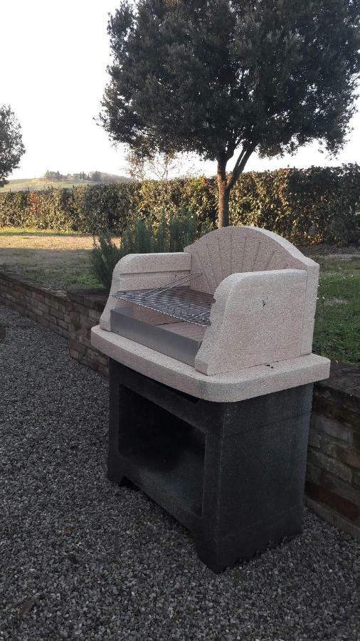 Agriturismo San Pierino モンテローニ・ダルビア エクステリア 写真