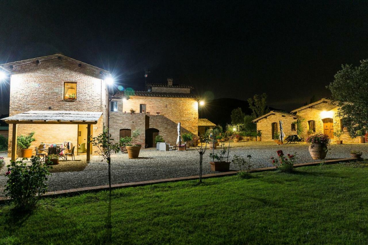 Agriturismo San Pierino モンテローニ・ダルビア エクステリア 写真